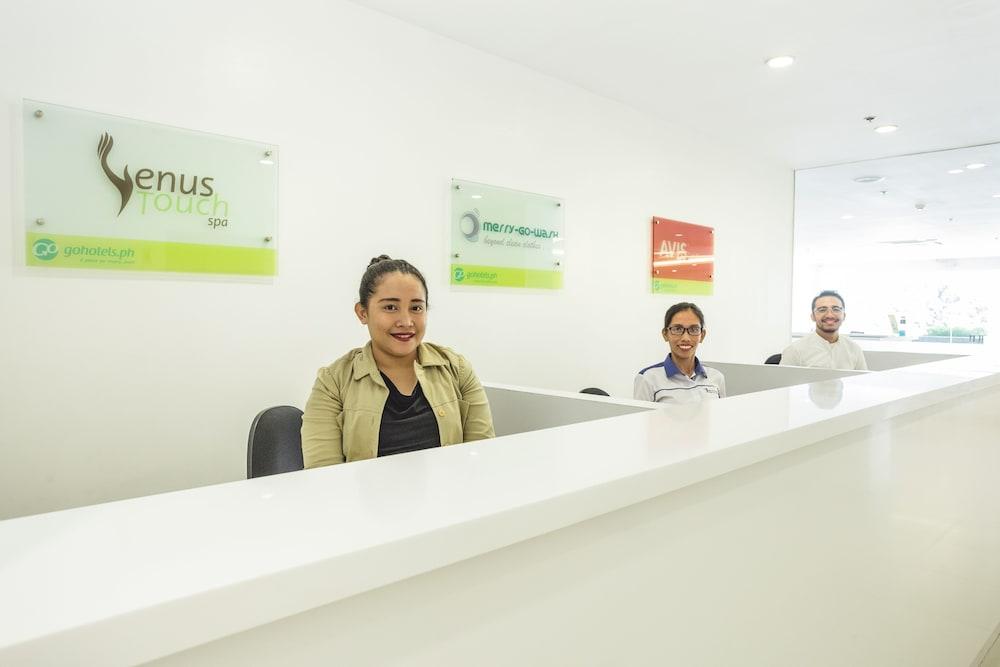 Go Hotels Ermita, Manille Extérieur photo