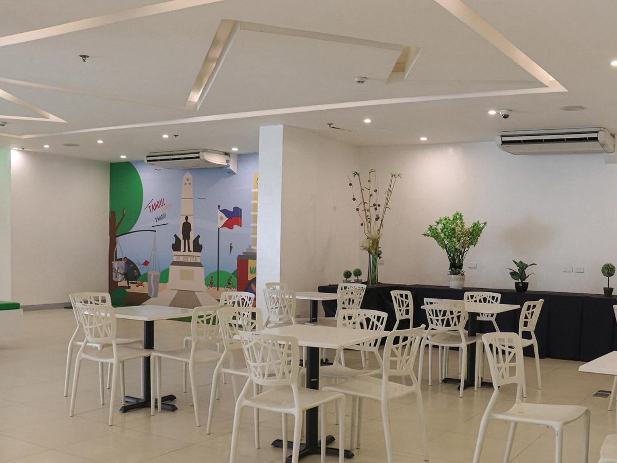 Go Hotels Ermita, Manille Extérieur photo