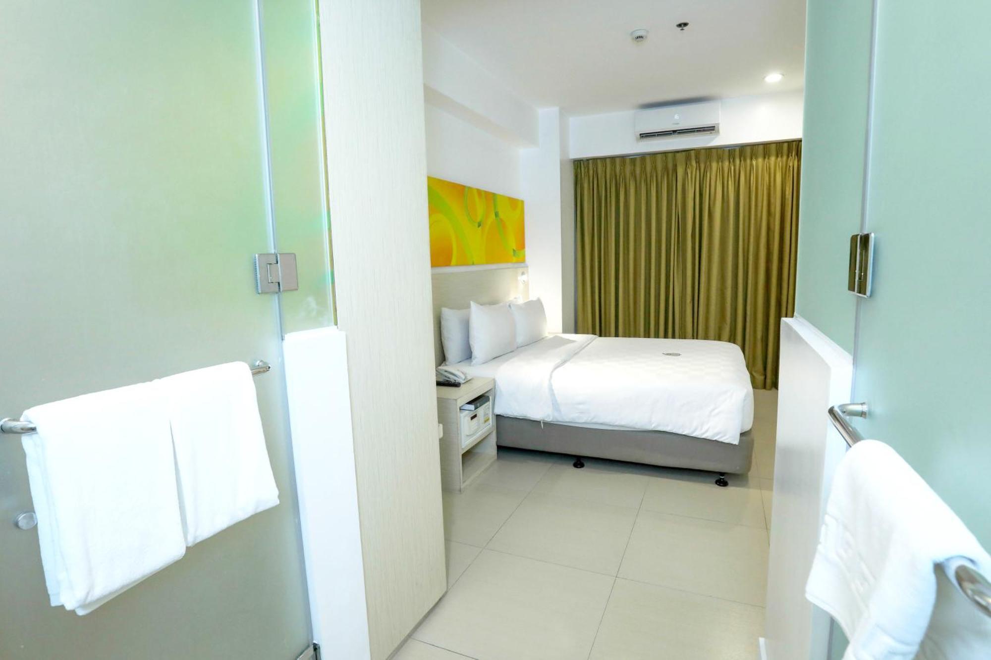 Go Hotels Ermita, Manille Extérieur photo